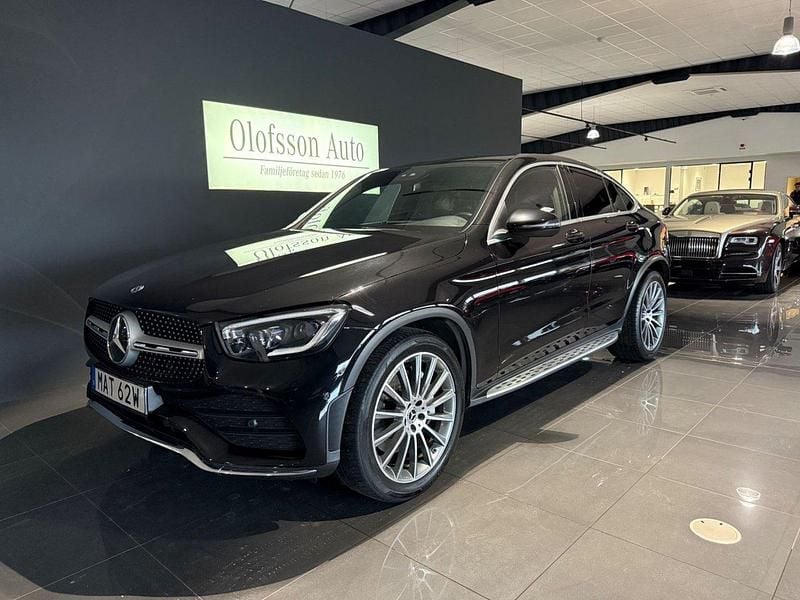 Svart Begagnad 2019 Mercedes GLC220 AMG Sportkupé | 448 000 kr (Marknadspris) - Bild 1/4