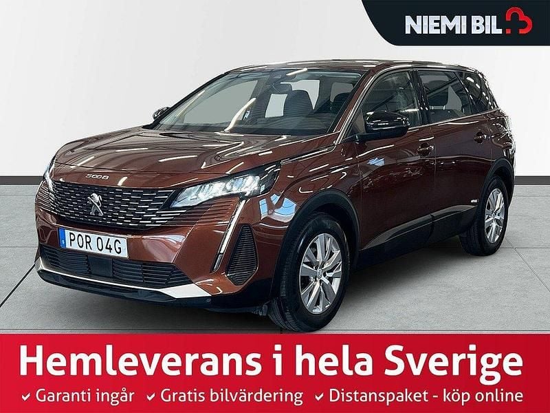 Brun Begagnad 2022 Peugeot 5008 S Minibuss | 269 900 kr (Marknadspris) - Bild 1/3