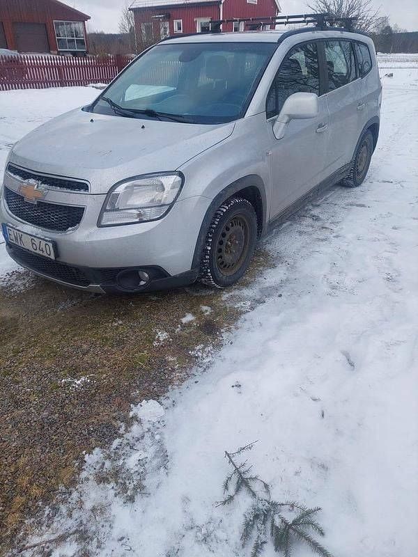 Begagnad Chevrolet Orlando 141 HK (103 kW) 2011 Minibuss