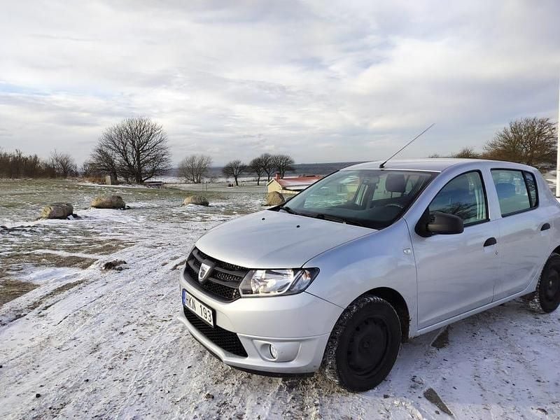 Begagnad 2014 Dacia Sandero | 54 000 kr (Marknadspris) - Bild 1/4