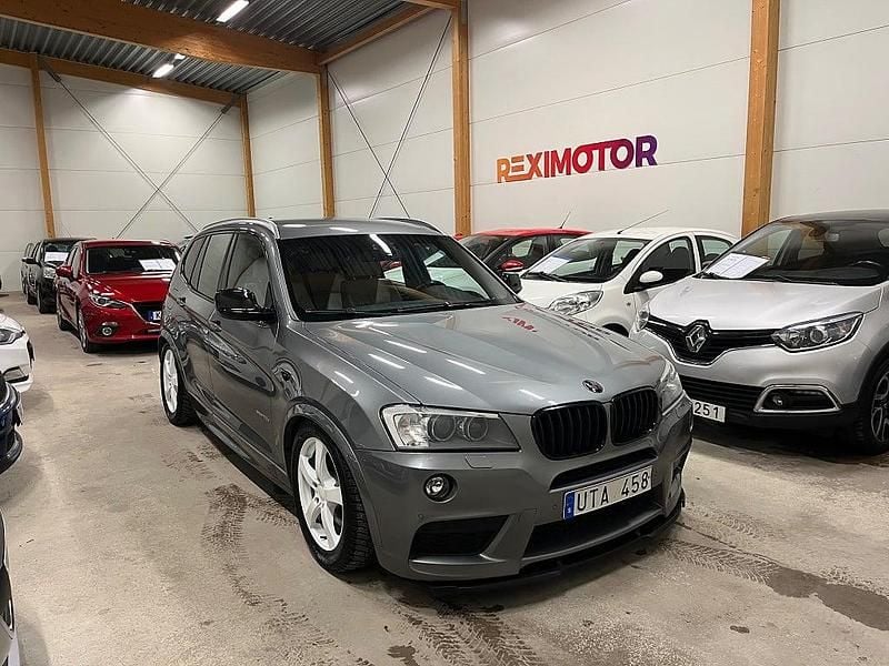 Grå Begagnad 2013 BMW X3 M Sport SUV | 134 900 kr (Marknadspris) - Bild 1/4