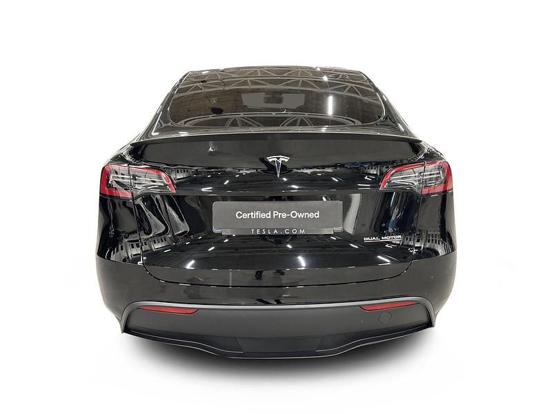 Begagnad Tesla Model Y Performance 392 kW (534 HK) 2023 Svart SUV