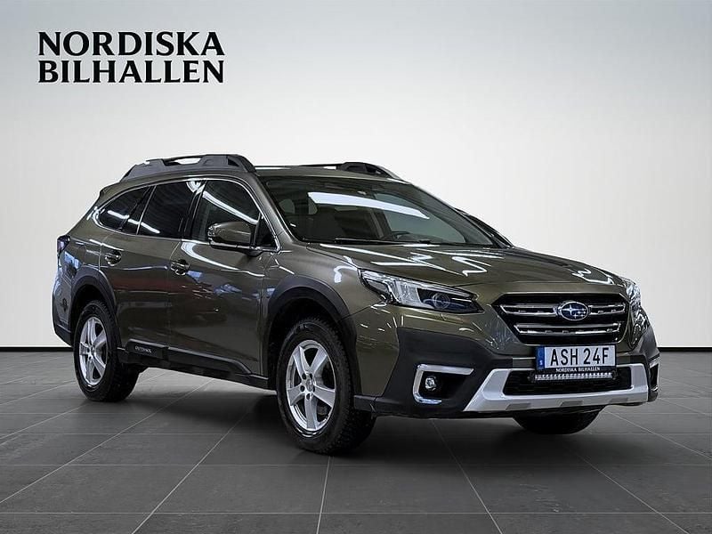 Grön Begagnad 2021 Subaru Outback Kombi | 329 795 kr (Bra pris) - Bild 1/4