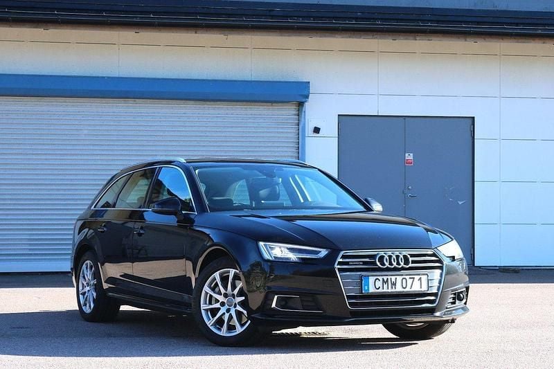 Svart Begagnad 2018 Audi A4 Comfort Kombi | 219 800 kr (Marknadspris) - Bild 1/4
