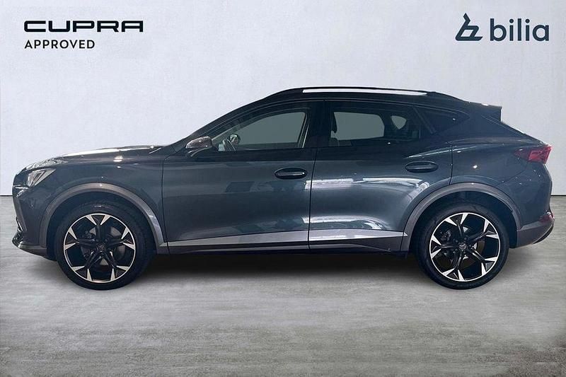 Grå Begagnad 2022 Cupra Formentor SUV | 269 900 kr (Marknadspris) - Bild 1/3
