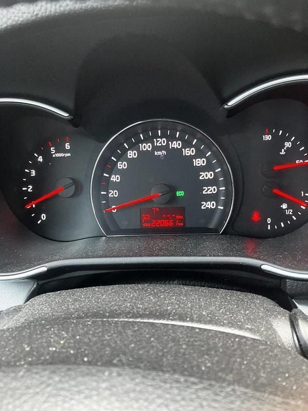 Vit Begagnad 2014 Kia Sorento SUV | 130 000 kr (Lite dyr) - Bild 1/4