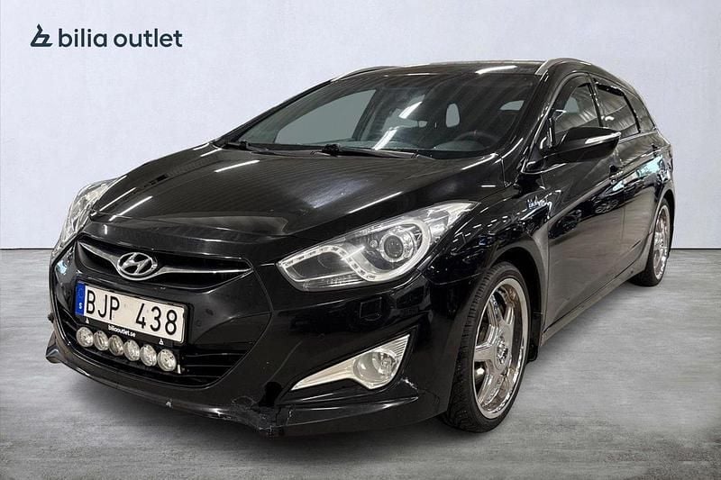 Svart Begagnad 2012 Hyundai i40 Kombi | 69 900 kr (Bra pris) - Bild 1/4