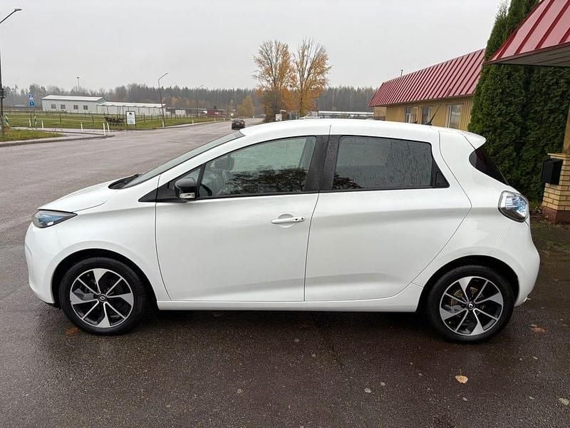 Begagnad Renault Zoe 67 kW (92 HK) 2018 Vit Halvkombi