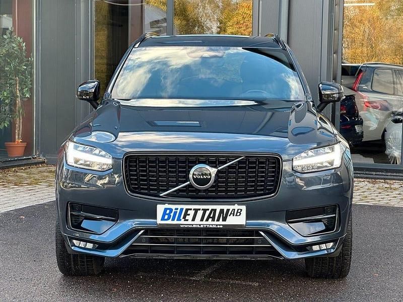 Begagnad Volvo XC90 R-Design 235 HK (172 kW) 2020 Mörkblå SUV