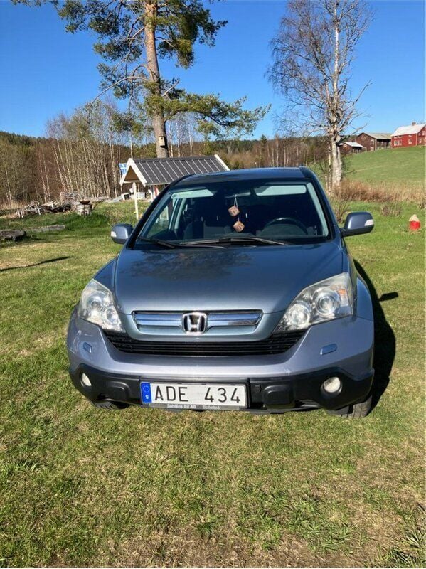 Blå Begagnad 2007 Honda CR-V SUV | 38 000 kr (Superpris) - Bild 1/4