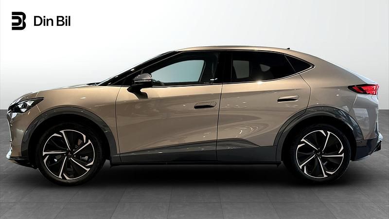 Begagnad Cupra Tavascan VZ 253 kW (344 HK) 2024 Ljusbrun SUV