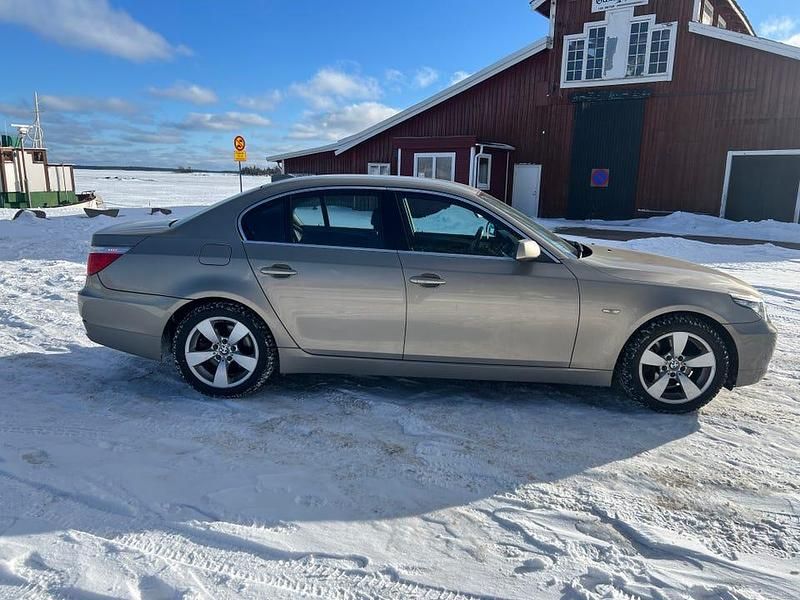 Begagnad BMW 525 218 HK (160 kW) 2008 Sedan