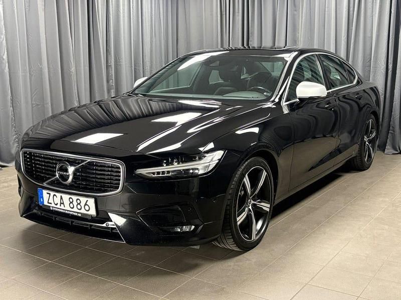 Begagnad Volvo S90 R-Design 190 HK (139 kW) 2017 Svart Sedan