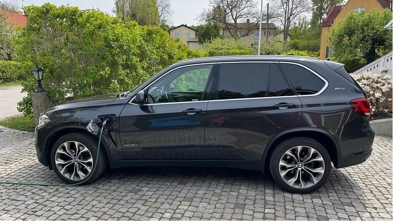 Grå Begagnad 2017 BMW X5 SUV | 310 000 kr (Bra pris) - Bild 1/4