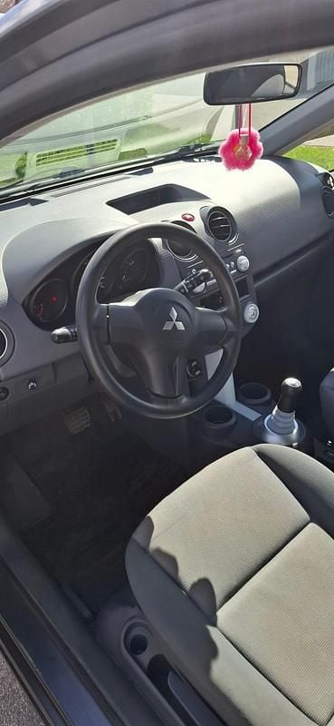 Begagnad Mitsubishi Colt 95 HK (69 kW) 2007