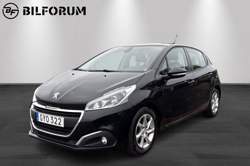 Svart Begagnad 2015 Peugeot 208 Halvkombi | 79 800 kr (Marknadspris) - Bild 1/4