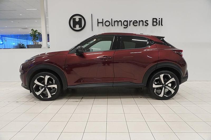 Begagnad Nissan Juke Tekna 114 HK (83 kW) 2023 Burgundy SUV