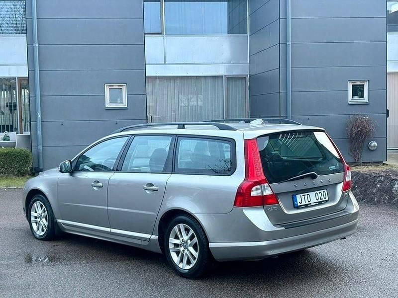 Begagnad Volvo V70 R-Design 200 HK (147 kW) 2009 Kombi