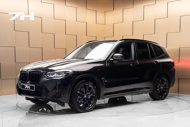 Svart Begagnad 2022 BMW X3 M Sport SUV | 529 900 kr (Dyr) - Bild 1/4