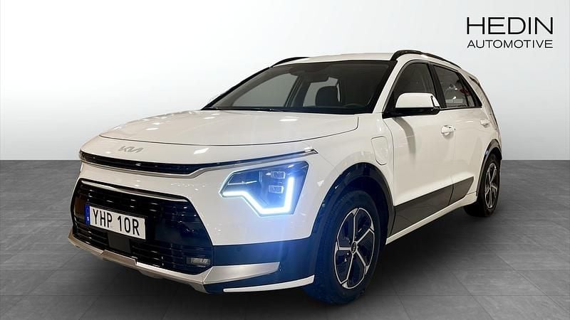 Begagnad 2024 Kia Niro SUV | 279 920 kr (Superpris) - Bild 1/4