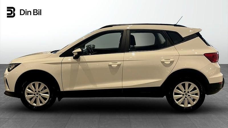 Begagnad Seat Arona Style 110 HK (80 kW) 2022 Candy white SUV