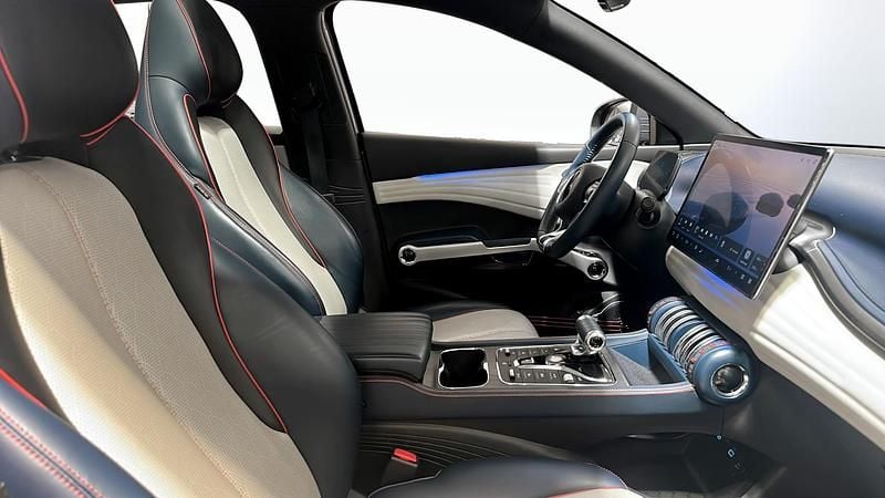 Begagnad BYD Atto 3 Design 150 kW (204 HK) 2022 Grå SUV