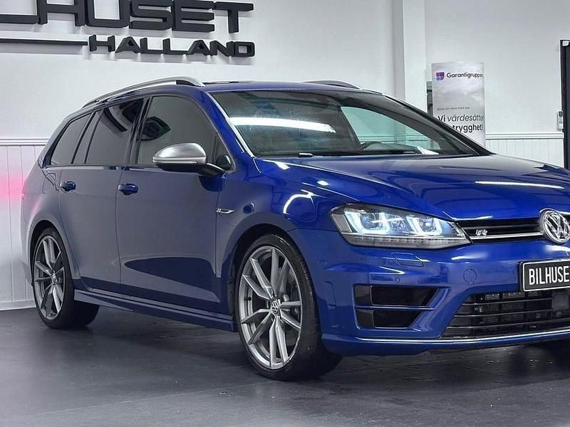 Begagnad VW Golf VII R 301 HK (221 kW) 2016 Blå Kombi