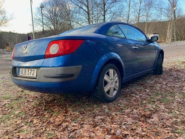 Begagnad Renault Mégane II 135 HK (99 kW) 2004 Blå metallic