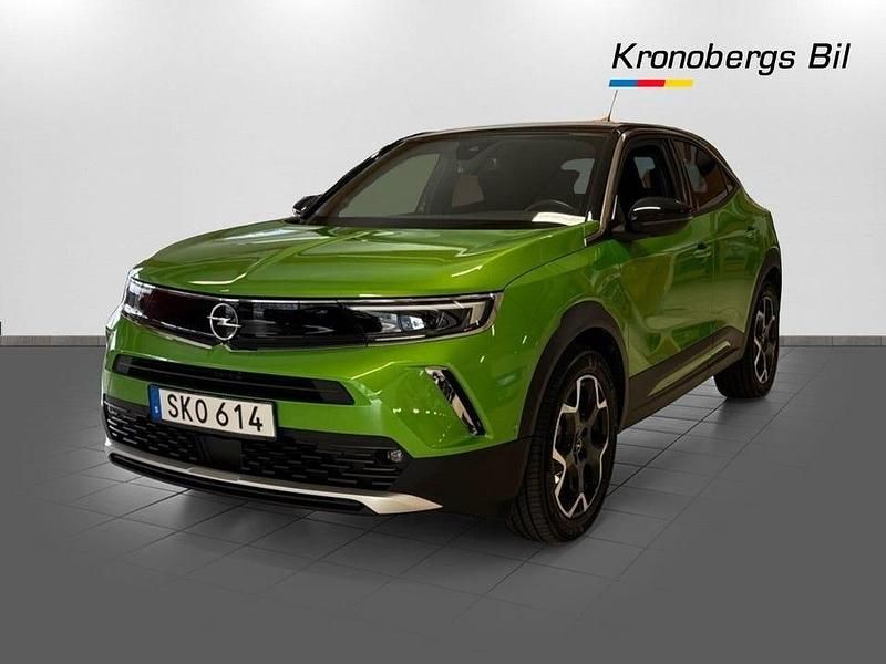 Grön Begagnad 2023 Opel Mokka-e Ultimate SUV | 279 200 kr (Dyr) - Bild 1/4