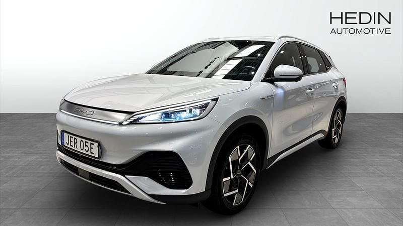 Vit Begagnad 2022 BYD Atto 3 Design SUV | 269 900 kr (Marknadspris) - Bild 1/4