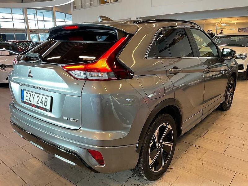 Begagnad Mitsubishi Eclipse 188 HK (138 kW) 2023 Grå Kombi