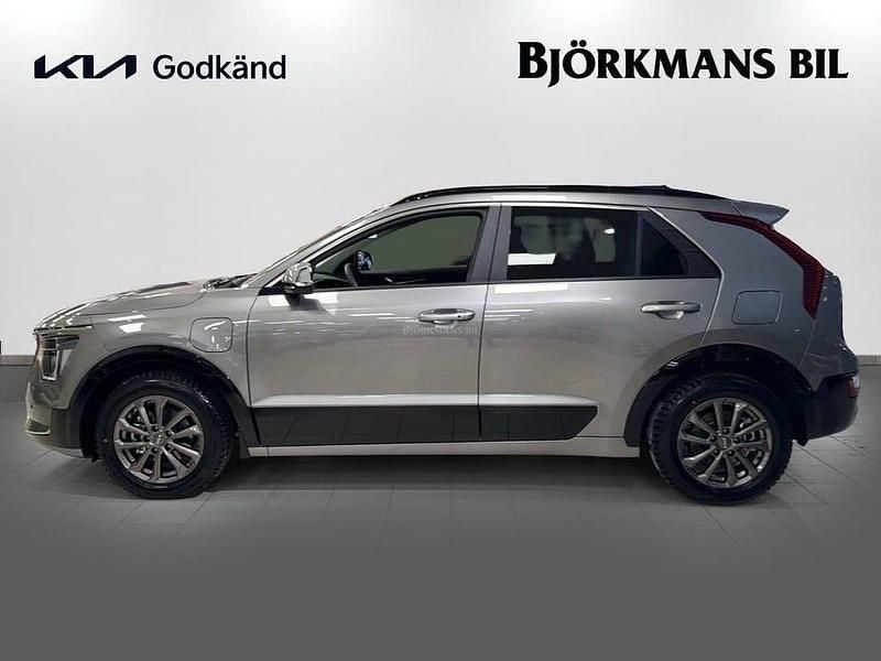 Begagnad Kia Niro Advance 184 HK (135 kW) 2024 Blå SUV