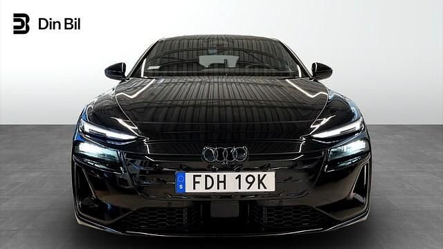 Begagnad Audi A6 e-tron S-Line 339 kW (462 HK) 2025 Mytsvart metallic Kombi