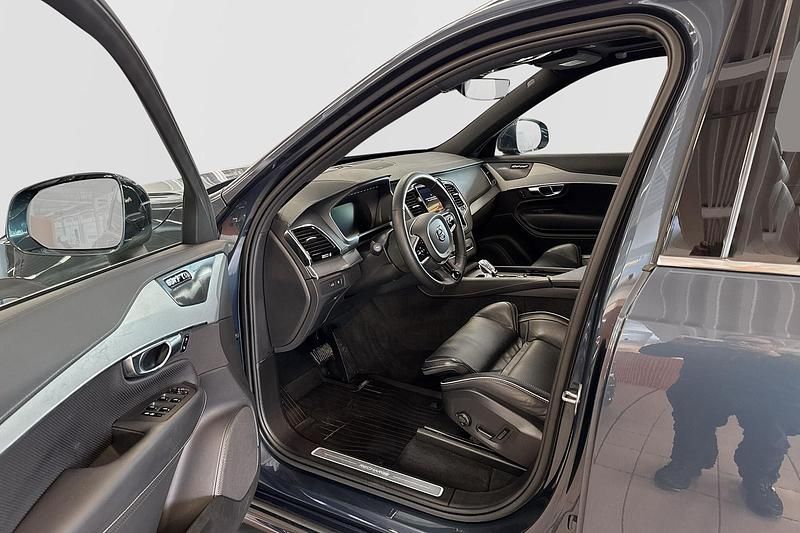 Begagnad Volvo XC90 455 HK (334 kW) 2023 Blå SUV