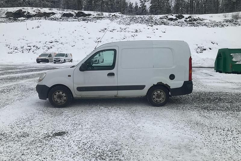 Begagnad Renault Kangoo 65 HK (47 kW) 2004 Vit Minibuss
