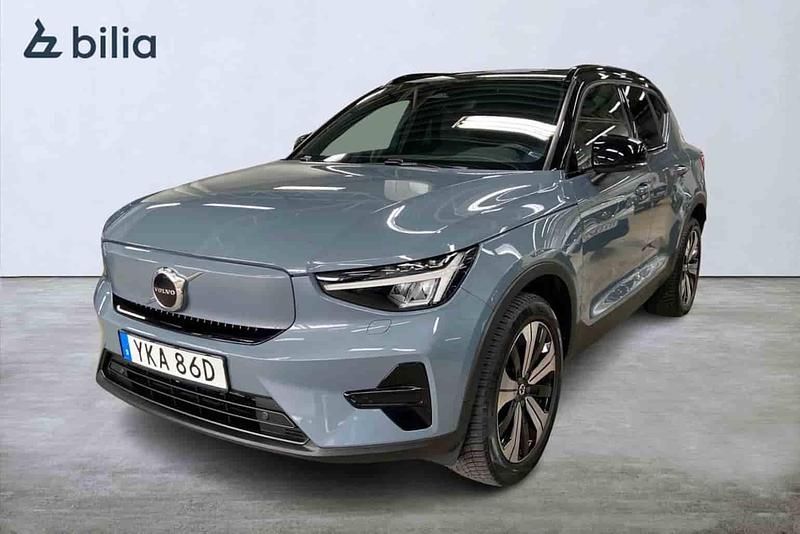 Grå Begagnad 2023 Volvo XC40 Single Motor SUV | 359 000 kr - Bild 1/1