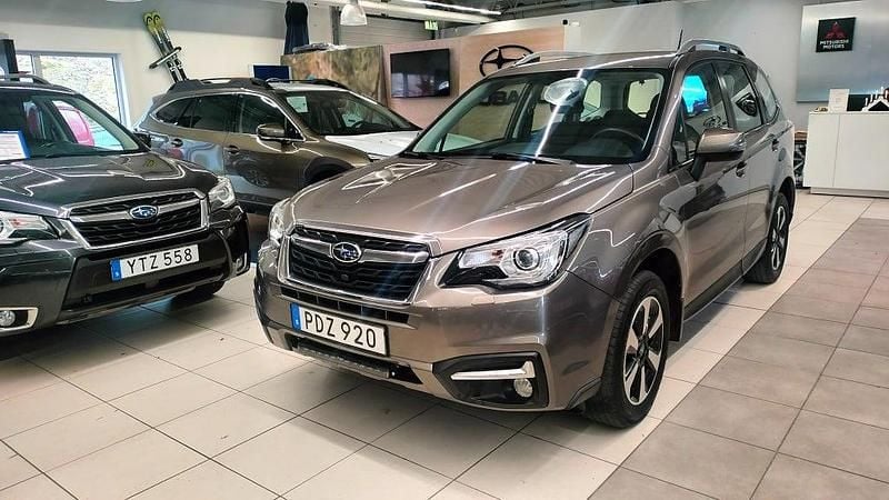 Brun Begagnad 2016 Subaru Forester SUV | 184 900 kr (Marknadspris) - Bild 1/4