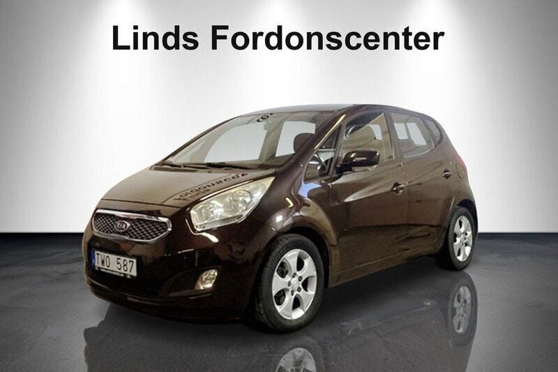 Brun Begagnad 2010 Kia Venga Comfort Halvkombi | 50 000 kr (Marknadspris) - Bild 1/4