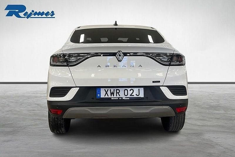 Begagnad Renault Arkana Techno 94 HK (69 kW) 2023 Vit glacier qxb SUV