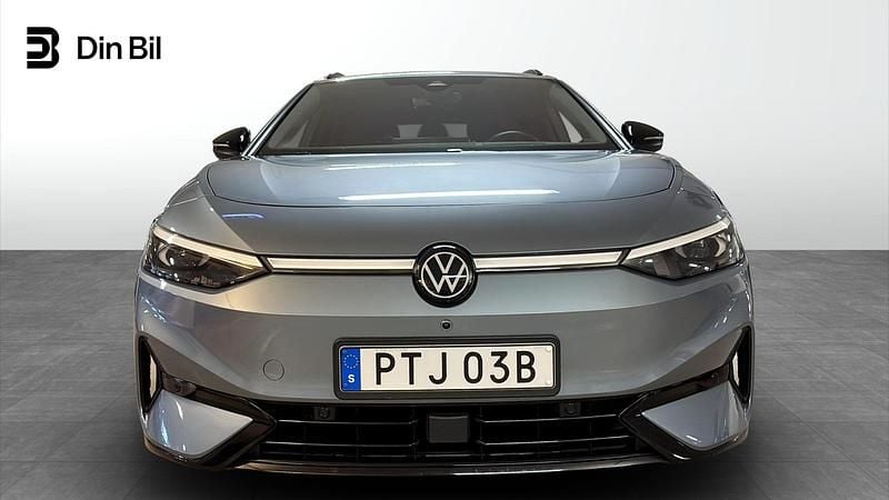 Begagnad VW ID.7 Pro 210 kW (286 HK) 2024 Ljusblå (stonewashed blue metallic) Kombi