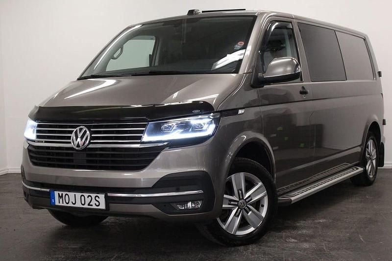 Ljusbrun (brun) Begagnad 2022 VW T6.1 Van | 499 900 kr (Superpris) - Bild 1/4