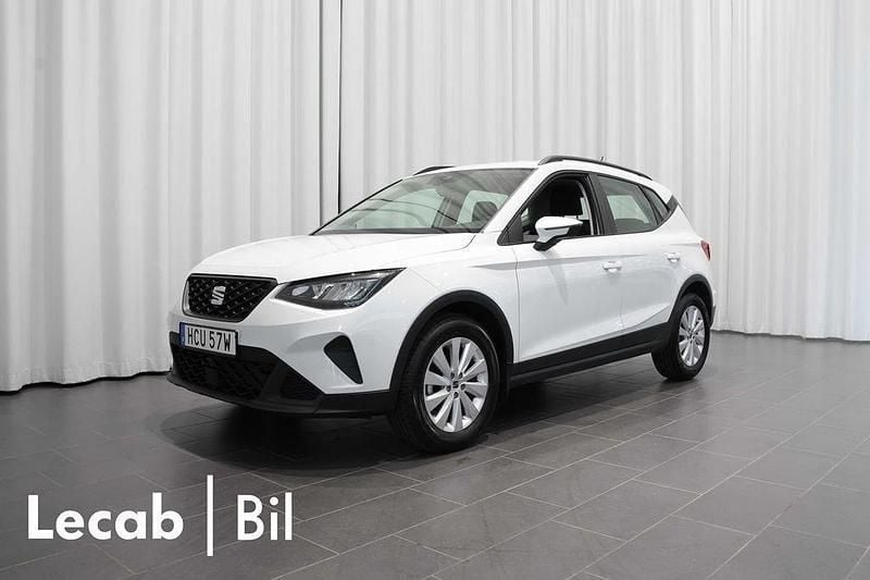 Vit (nevada white metallic) Begagnad 2024 Seat Arona SUV | 227 500 kr (Dyr) - Bild 1/4