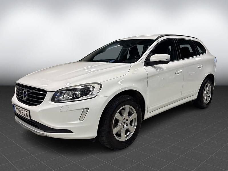 Vit Begagnad 2016 Volvo XC60 Momentum SUV | 219 900 kr (Marknadspris) - Bild 1/4