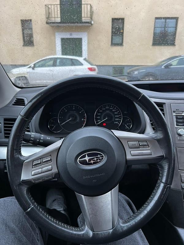 Begagnad Subaru Outback 150 HK (110 kW) 2010 Kombi