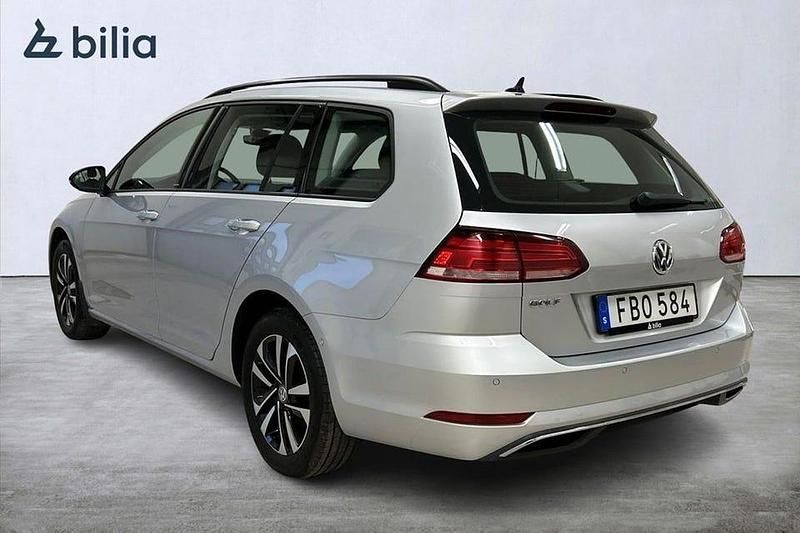 Begagnad VW Golf VII 117 HK (86 kW) 2019 Silver Kombi