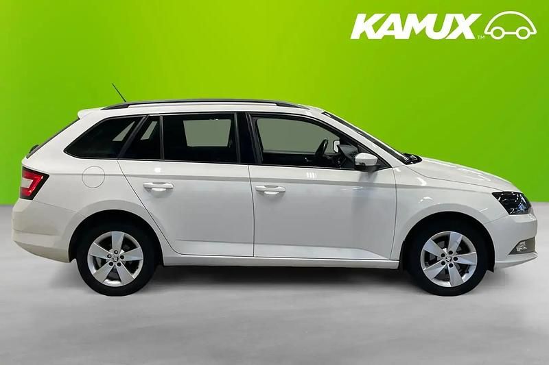 Begagnad Skoda Fabia 90 HK (66 kW) 2017 Vit Kombi