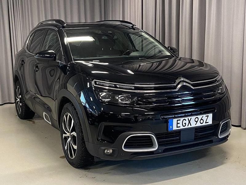 Svart Begagnad 2019 Citroën C5 Aircross PureTech SUV | 179 900 kr (Marknadspris) - Bild 1/3
