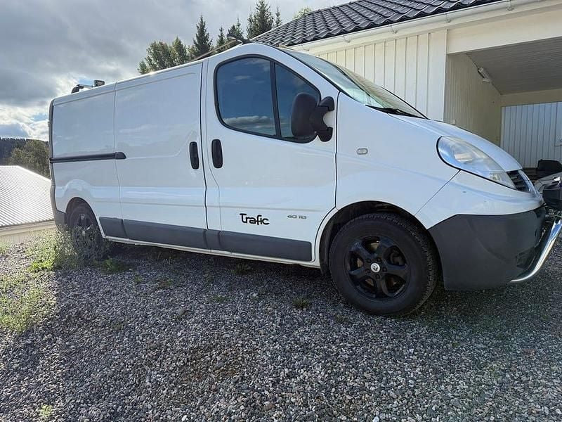 Begagnad 2013 Renault Trafic Minibuss | 59 500 kr (Bra pris) - Bild 1/4