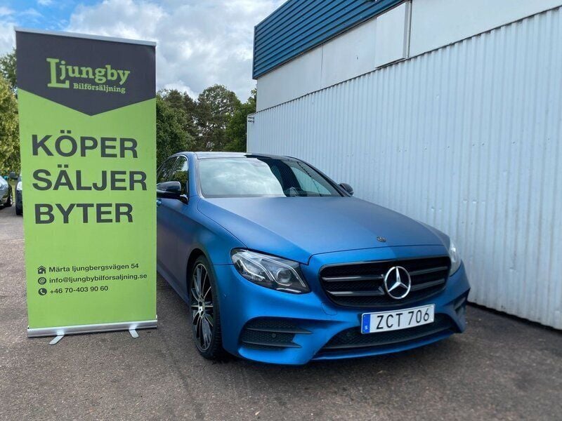 Svart Begagnad 2018 Mercedes E220 Sedan | 284 900 kr (Marknadspris) - Bild 1/4