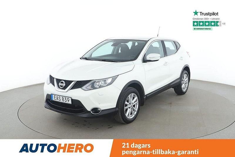 Vit Begagnad 2015 Nissan Qashqai Acenta SUV | 111 000 kr (Marknadspris) - Bild 1/4